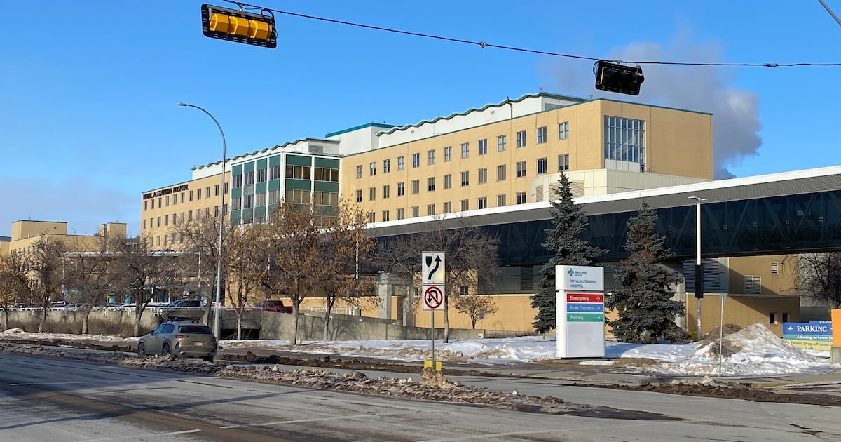 Man dies waiting at Royal Alex in Edmonton