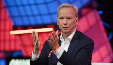 Ex-Google CEO Eric Schmidt