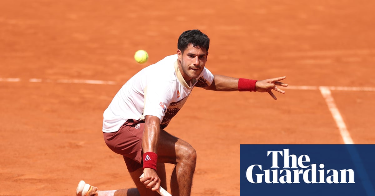 ‘This sort of match needs a man’: Vallejo criticises female umpire at French Open | French Open 2026