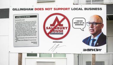 Sals snub highlighted on downtown billboard – Winnipeg Free Press
