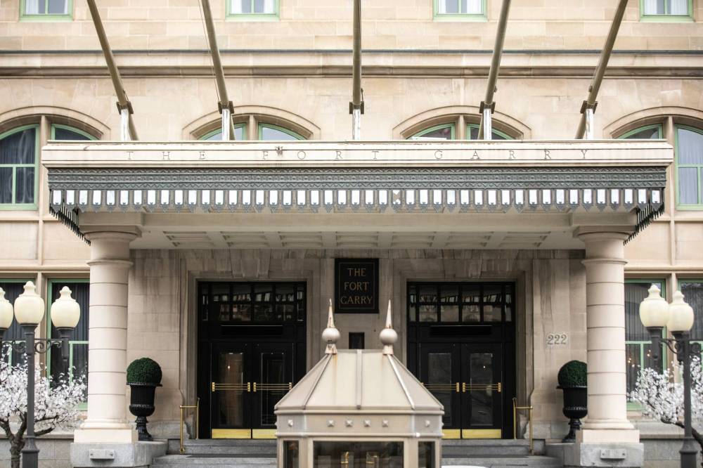 MIKAELA MACKENZIE / FREE PRESS FILES
The Fort Garry Hotel was first listed for sale April 27.