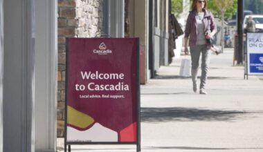 Revelstoke&rsquo;s Cascadia Credit Union branch, pictured Thursday, April 30. (Evert Lindquist/Revelstoke Review)