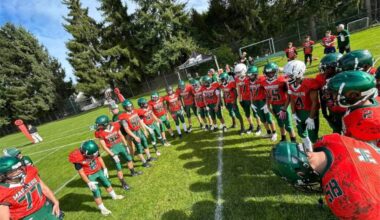 South Surrey&rsquo;s Earl Marriott Secondary School&rsquo;s football team circle up before a game in 2024. The Mariners are in need of a new head coach as soon as possible. (Melody Cook photo/Contributed to Peace Arch News)