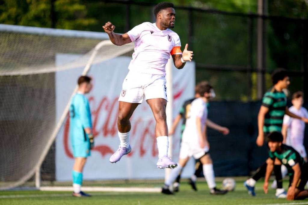 Unity FC soccer player in action. (Photo: unityfc.ca)