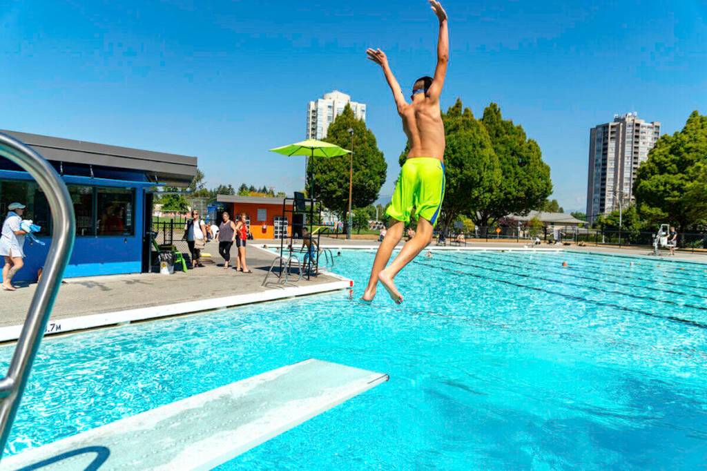 Hjorth Road Pool is one of Surrey&rsquo;s eight outdoor pools. (Photo: Tides Out)