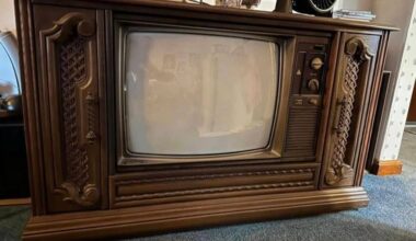 A vintage TV from the 1980s. (Facebook photo)
