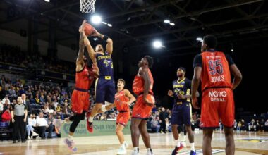 Vancouver Bandits were leading against Edmonton Stingers in the first half of their game at Expo Centre in Edmonton, but the home team came back to win. (Special to Langley Advance Times)