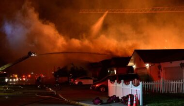 A fire breaks out at Green Avenue and Channel Parkway in Penticton on May 27. (Brennan Phillips/Western News)
