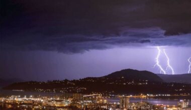 Lightning in Kelowna, B.C. (Contributed)