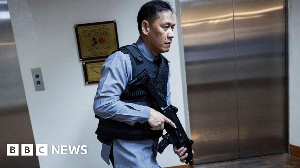 Bato dela Rosa: Ex-Philippine leader Duterte's drug war enforcer escapes ICC arrest - BBC