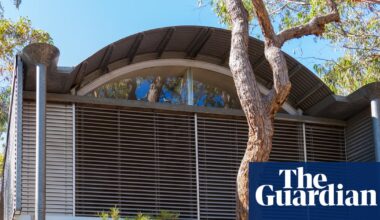 ‘Touch the earth lightly’: the Australian home that floats above the landscape | Architecture
