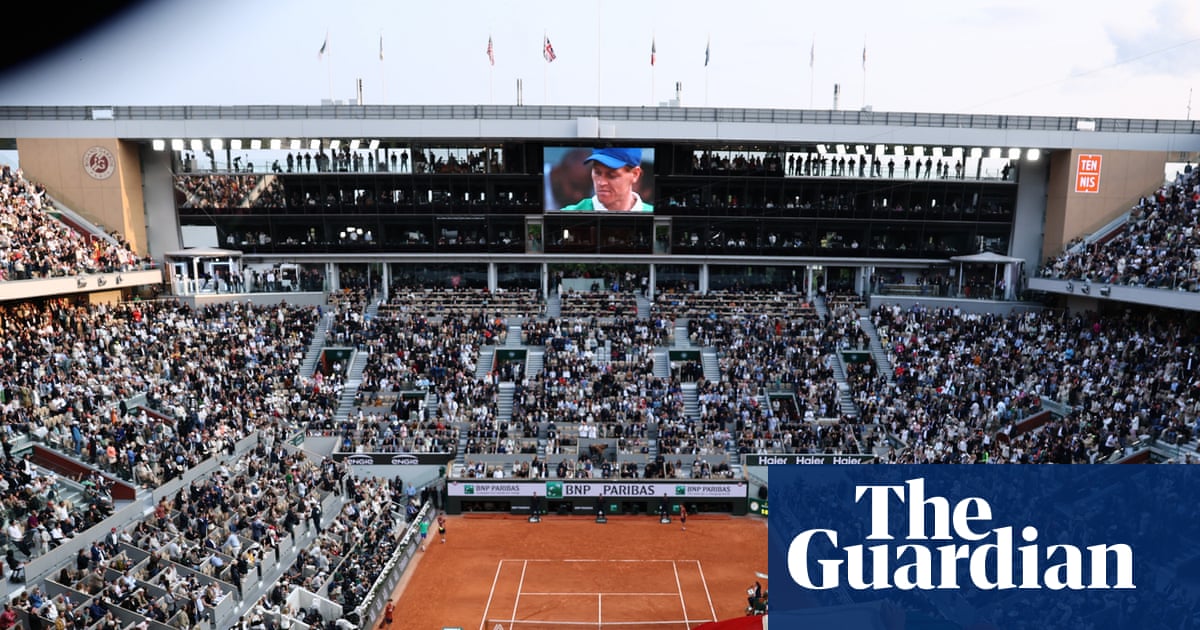 Tim Henman steps in to grand slam pay row to deter player protests at Wimbledon | Wimbledon