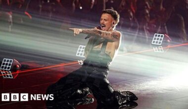 Eurovision final: Sex, violins and seven other things to look out for - BBC