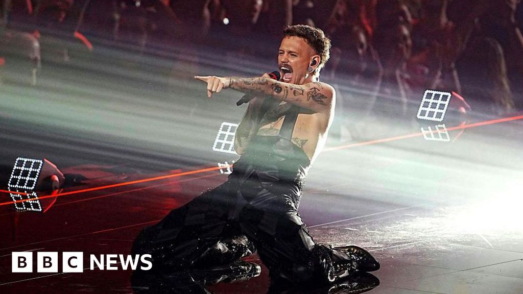 Eurovision final: Sex, violins and seven other things to look out for - BBC