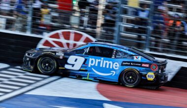 Chase Elliott Outduels Denny Hamlin at Texas for Second NASCAR Win of 2026