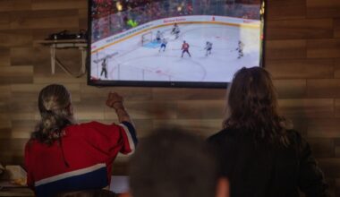 Hockey fever reaches Montrealers experiencing homelessness
