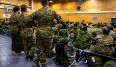 Politics Insider: Canadian Forces requesting personnel to return some field gear