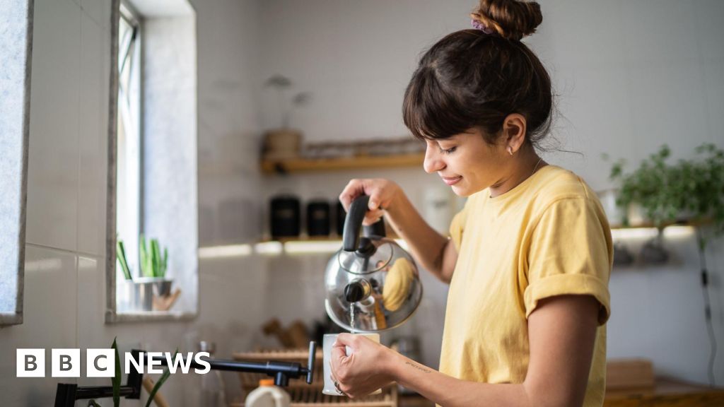 Inflation falls to 2.8%, but is expected to rise from here - BBC