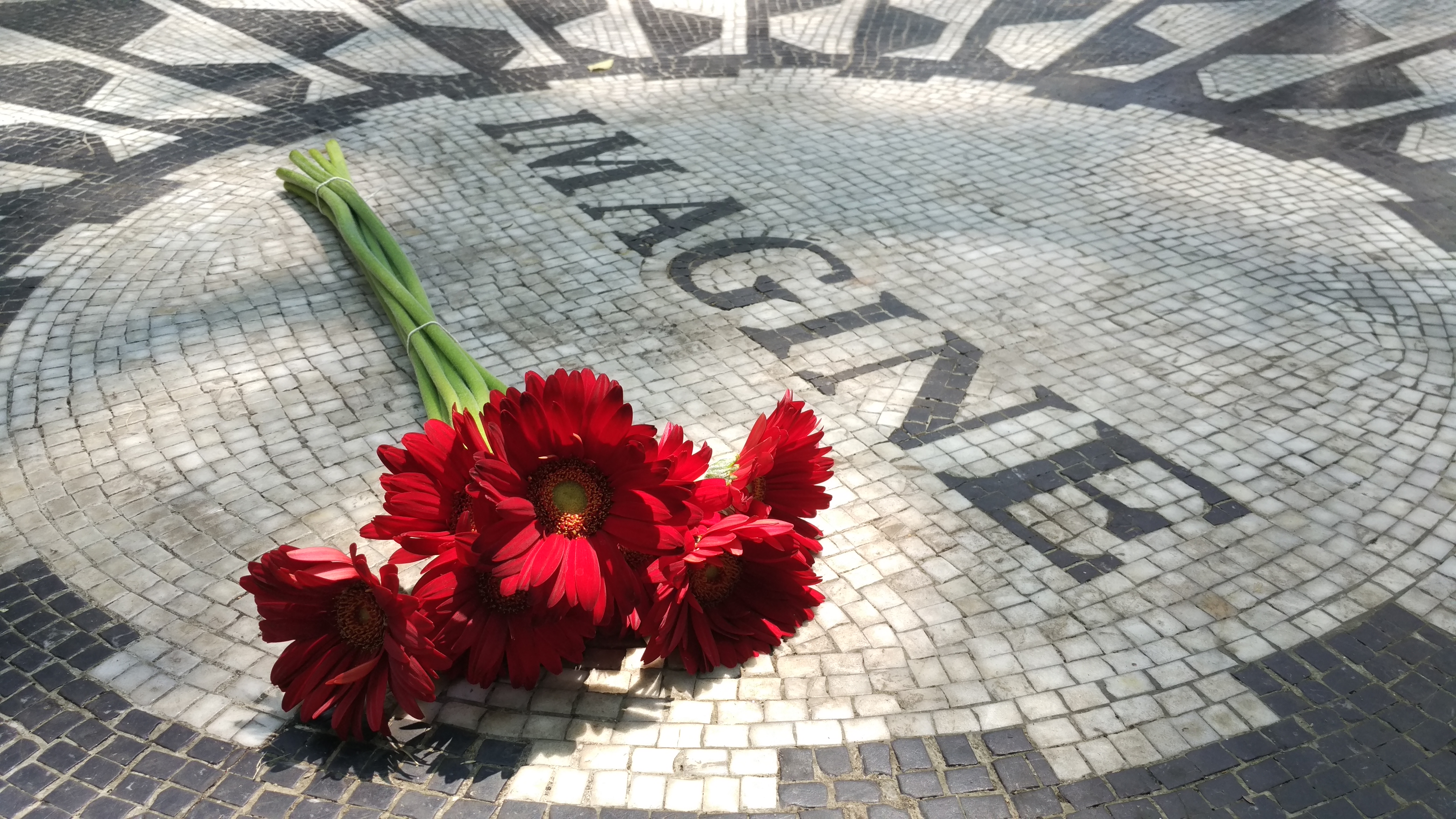 Imagine John Lennon tribute