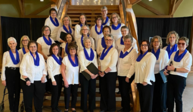 Winnipeg Nurses Choir 'Singing Together in Harmony' in concert and care home visits