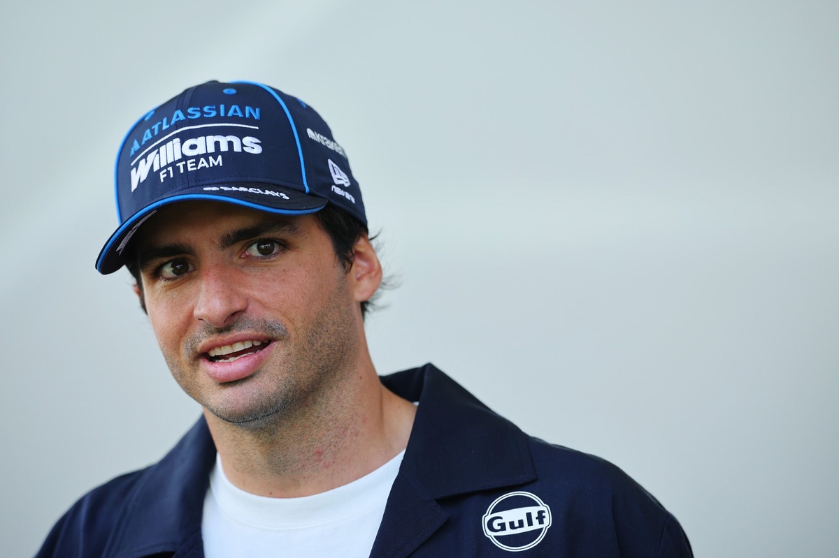 Carlos Sainz isn’t “going to criticise it anymore” – but still says 2026 F1 rules are “not good enough"