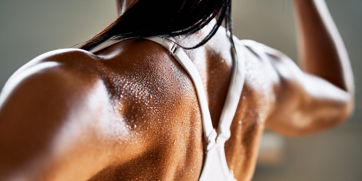 Signs you’re building muscle and losing fat effectively (month-by-month timeline)