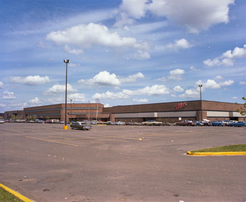 kingsway mall