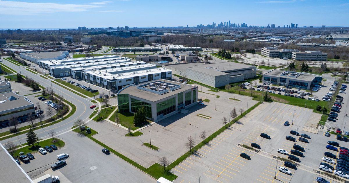 College puts vacant Mississauga office building on the block