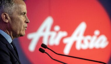 AirAsia signs major deal for Airbus A220 jets made in Canada