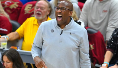Knicks' Mike Brown: 'Freakin' OG [Anunoby] got robbed' of First-Team All-Defense selection