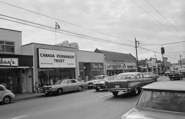 1968: 2100 block of West 41st Avenue. Visible are Canada Permanent Trust, Rae-Son Ladies' and Children's Shoes, and Moore's.