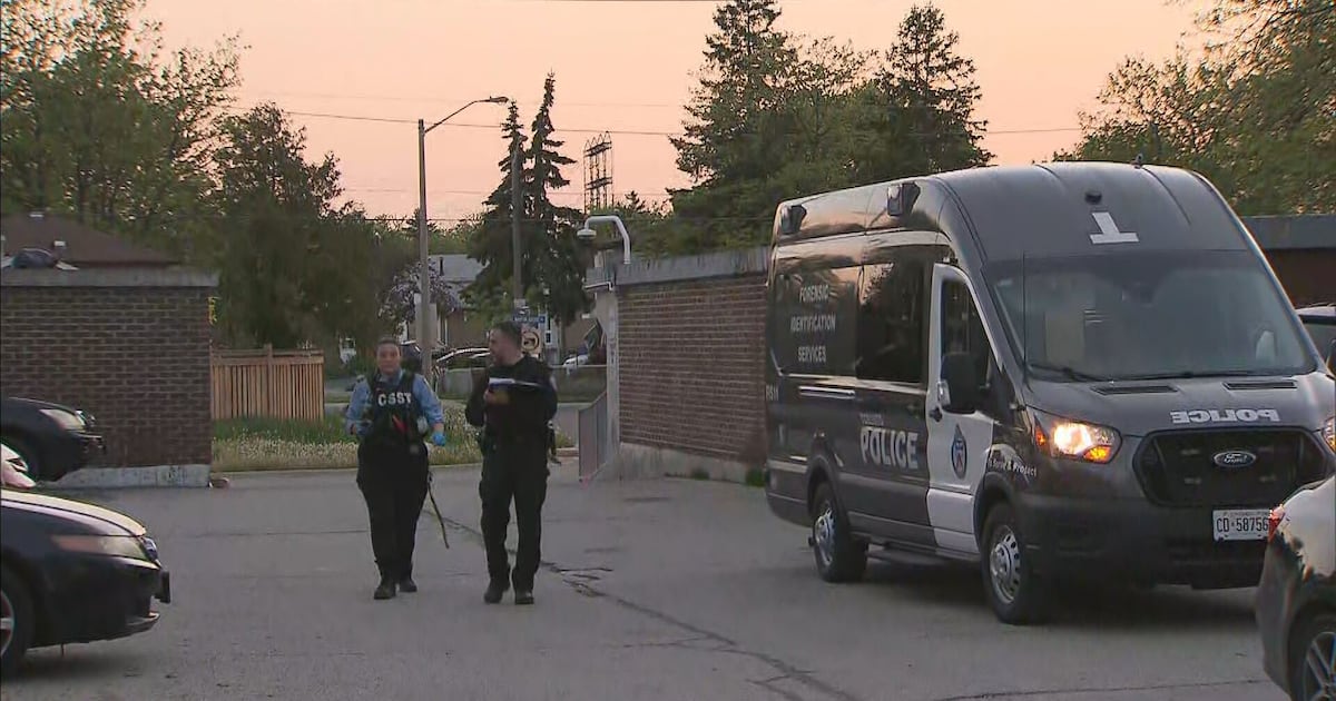 3 suspects at-large after shots fired in Etobicoke