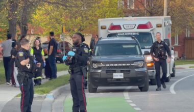 Man hospitalized after stabbing at Brampton plaza