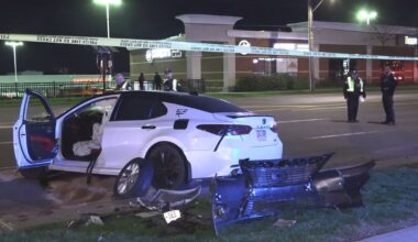 2 critically hurt in Scarborough crash