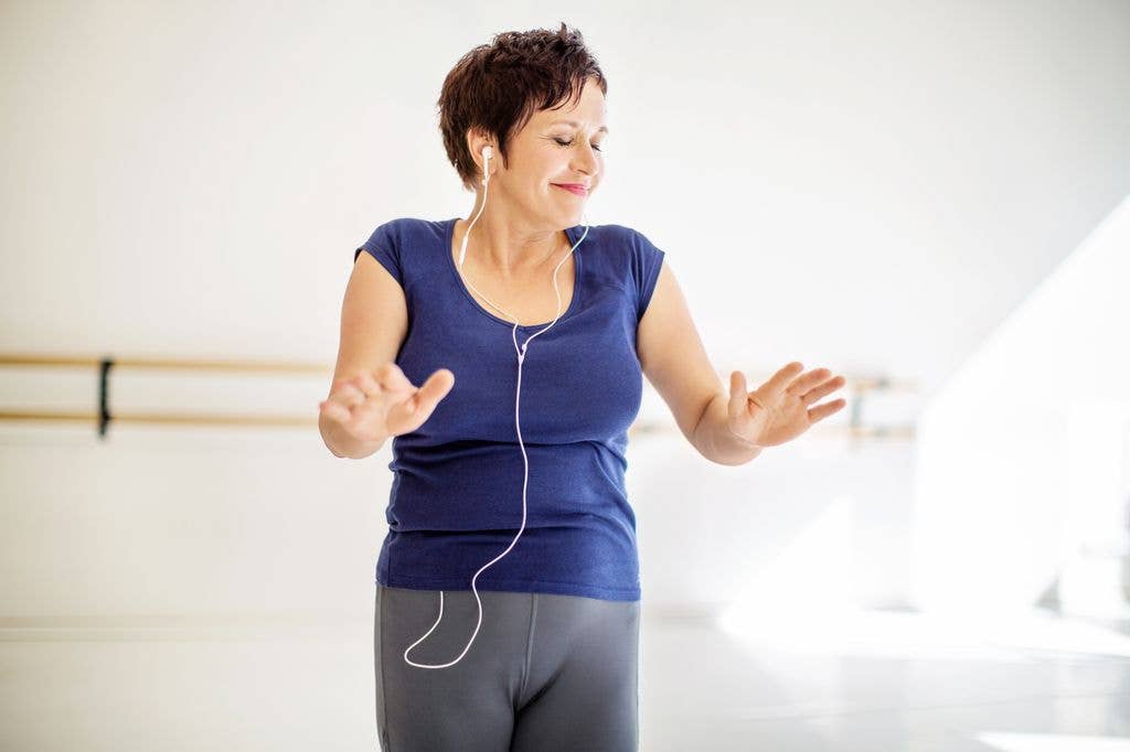 woman dancing
