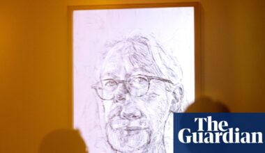 ‘We can all coexist’: artist Es Devlin uses selfies to unite UK in portrait of a nation | National Portrait Gallery