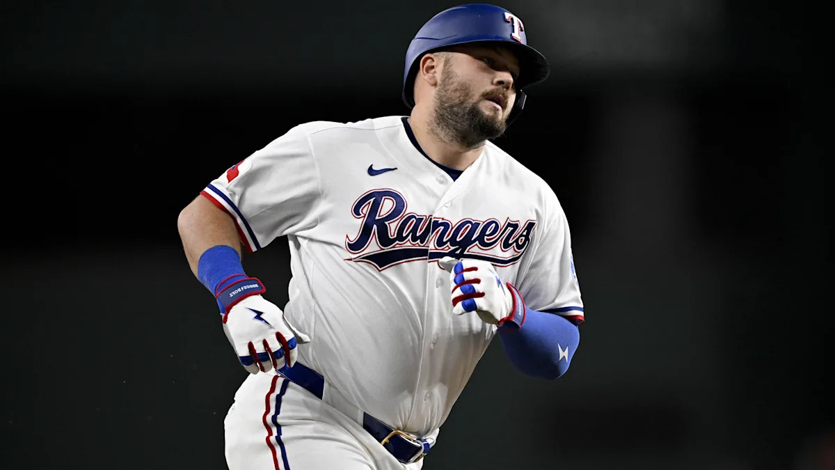 Rangers vs Astros Prediction, Picks & Odds for Today's MLB Game
