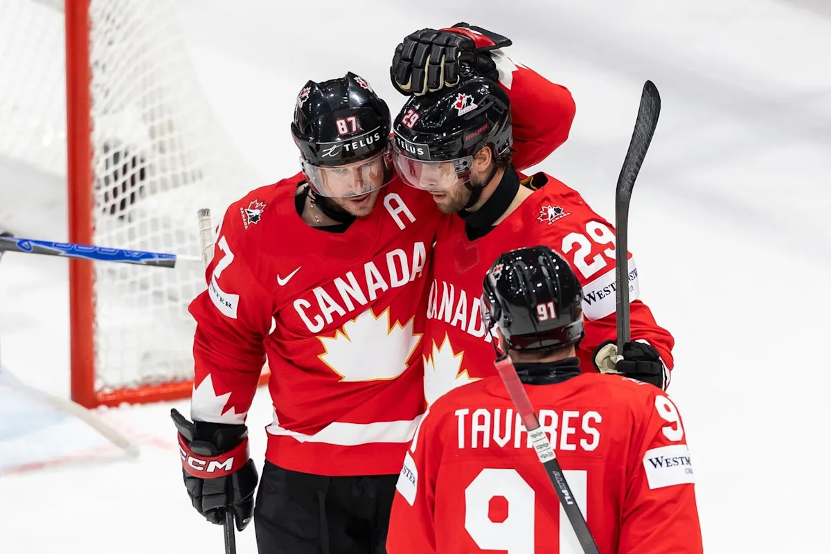 Canada catches fire in third to beat Denmark 5-1, remain perfect at hockey worlds