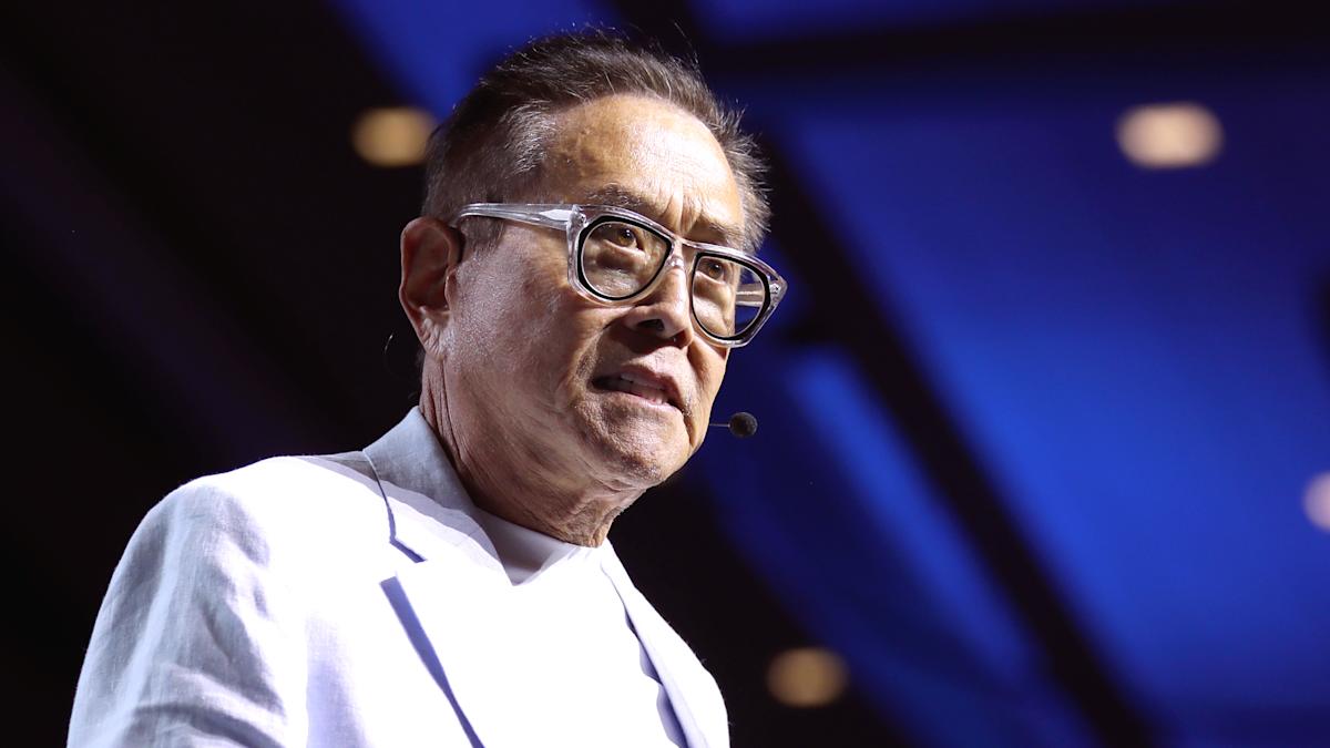 Robert Kiyosaki warns a ‘Greater Depression’ is coming for the US. How to protect yourself (and stay rich) if he’s right