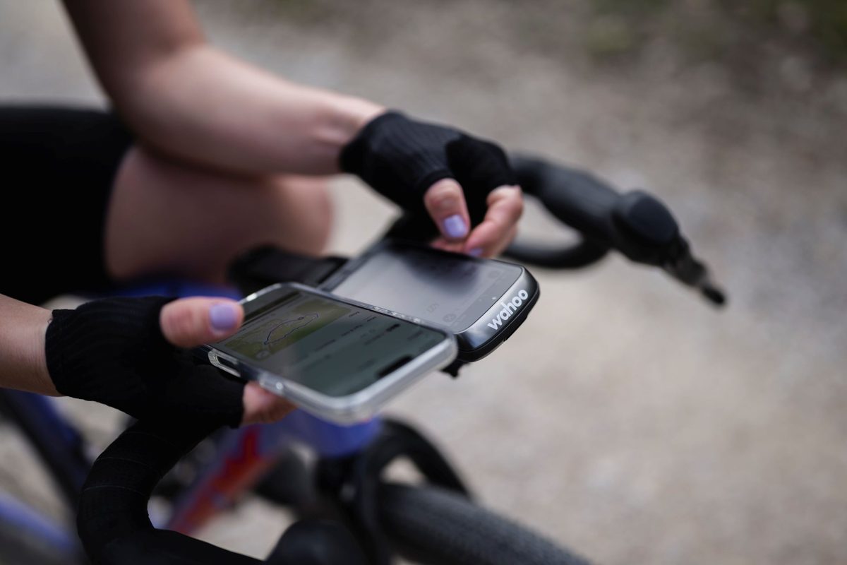 You can now sync your Wahoo cycling computer to Komoot with one tap