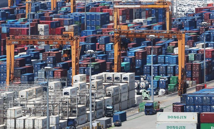 Containers are stacked at a port in Pyeongtaek, Gyeonggi Province, May 8. Yonhap