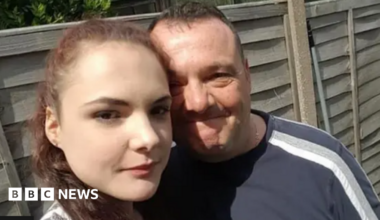 Jessica Powell, pictured with her father John Powell, died while trying to abscond from a psychiatric ward in Somerset in 2020