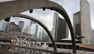 How ‘toxic’ conditions at Toronto city hall fed union drive