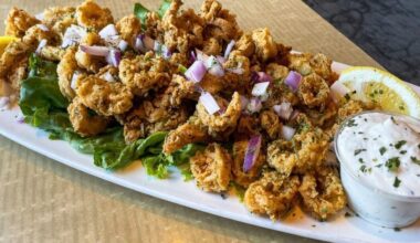 Discover best pizza options at Santa Lucia on Corydon Ave | Winnipeg