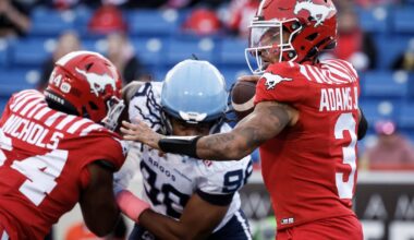 Calgary Stampeders extend quarterback Vernon Adams Jr. through 2028