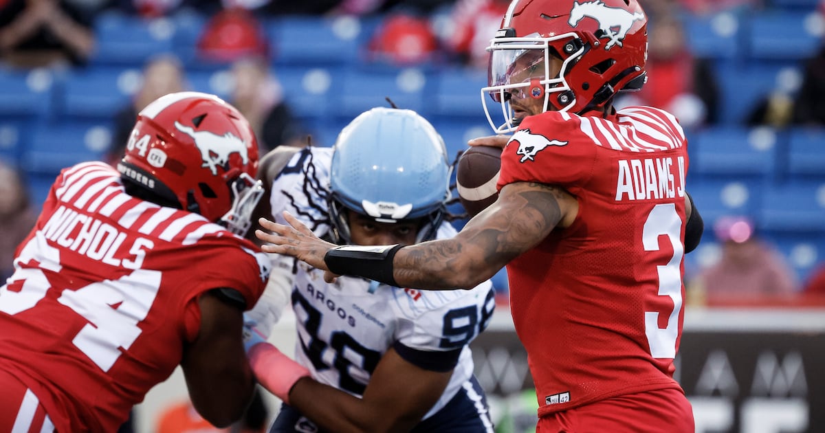 Calgary Stampeders extend quarterback Vernon Adams Jr. through 2028