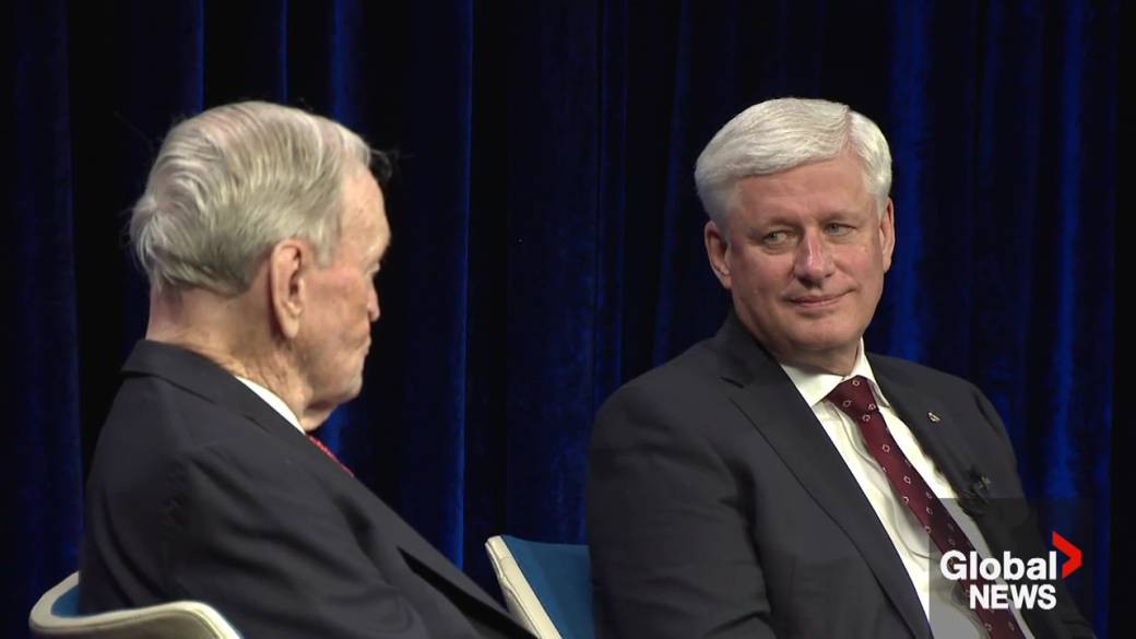 Click to play video: 'Former PM Stephen Harper calls Canada ‘worth preserving’'