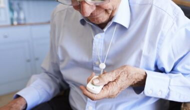 Medical Alert Systems for Montreal Households | Seniors And Aging