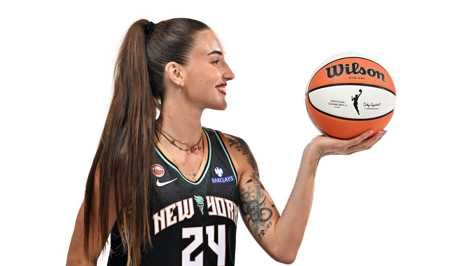 Anneli Maley re-signs with New York Liberty