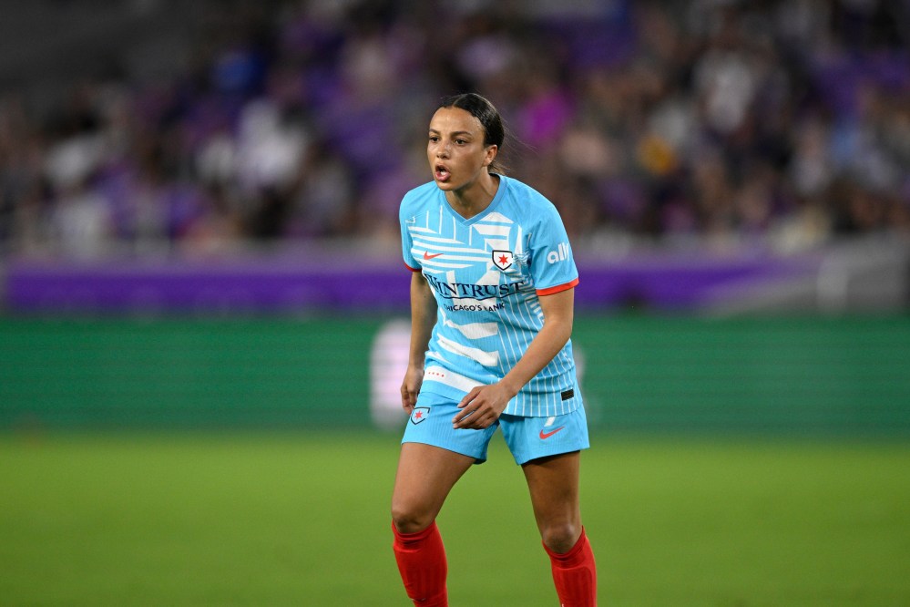 FILE - Chicago Red Stars forward Mallory Swanson (9) plays in an NWSL soccer match against the Orlando Pride, March 29, 2024, in Orlando, Fla. (AP Photo/Phelan M. Ebenhack, File)